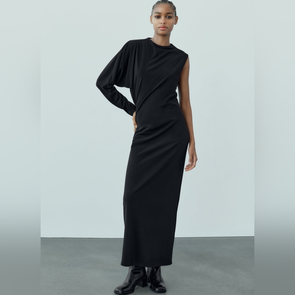 NWT ZARA Asymmetric Elegant Black Knit Midi Dress